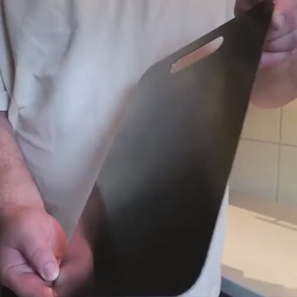 Tabla de cortar de titanio 100% puro: No más microplásticos y bacterias